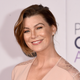 Illustration for article titled Ellen Pompeo Points Out That Cops Keep Bringing Machine Guns To Black Lives Matter Protests